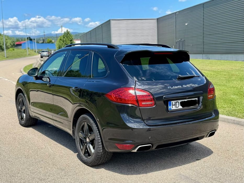 PORSCHE Cayenne 2012 — imagine 5