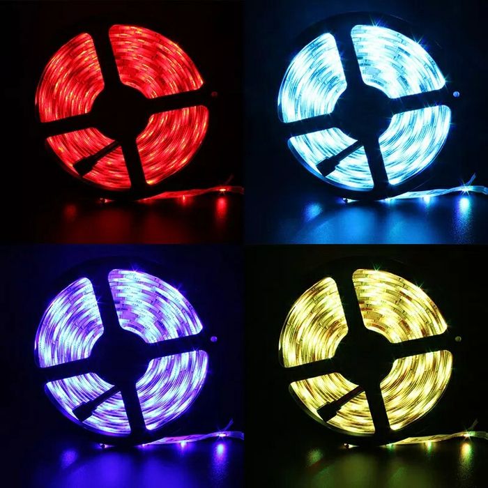 Kit Bandă Led Cu Telecomandă RGB, 300 LED-uri /Lungime 5Metri