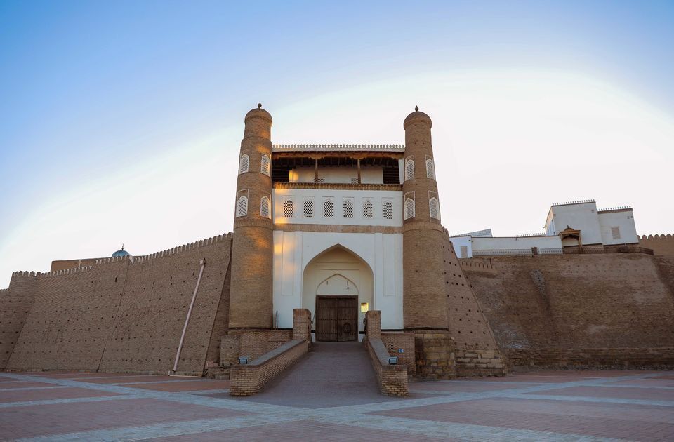 6 sotixli Kottej sotiladi