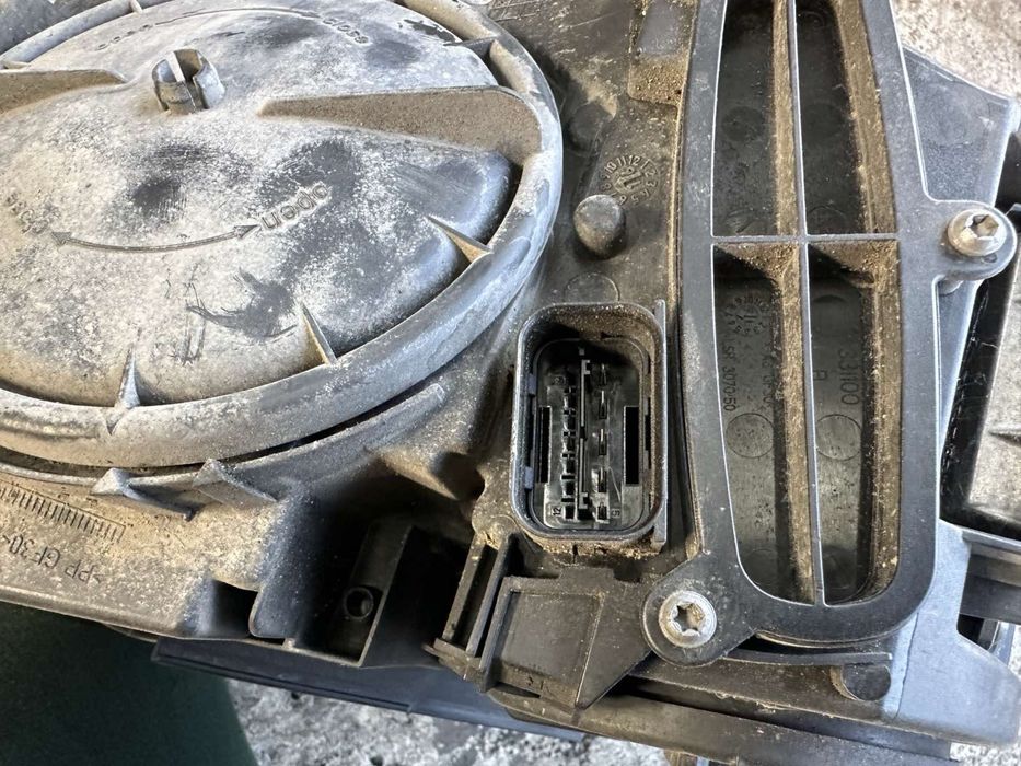 Фарове БМВ BMW F32 F33 F36