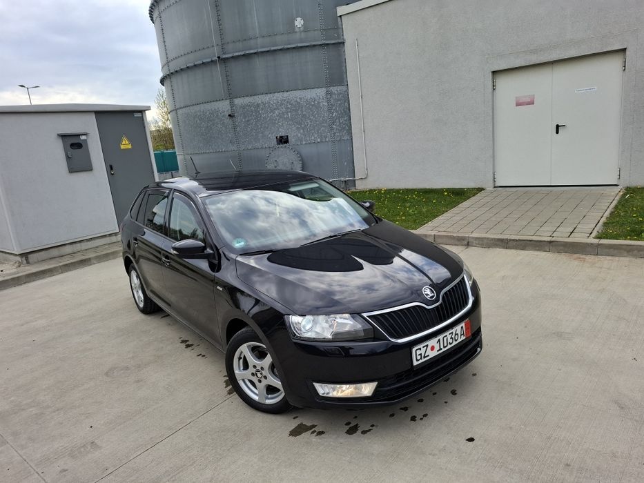 Skoda Rapid 2017 / Navigatie/ Climă/ Xenon / Rar Facut