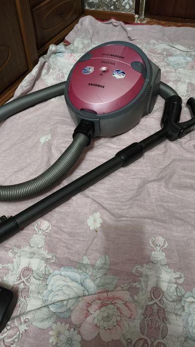 Пилесос хороший  оригинал Самсунг