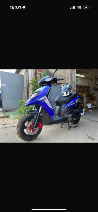 Скутер Vento продам