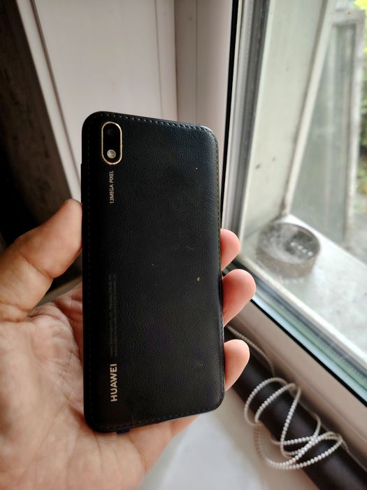 Продам смартфон Huawei Y5 2019