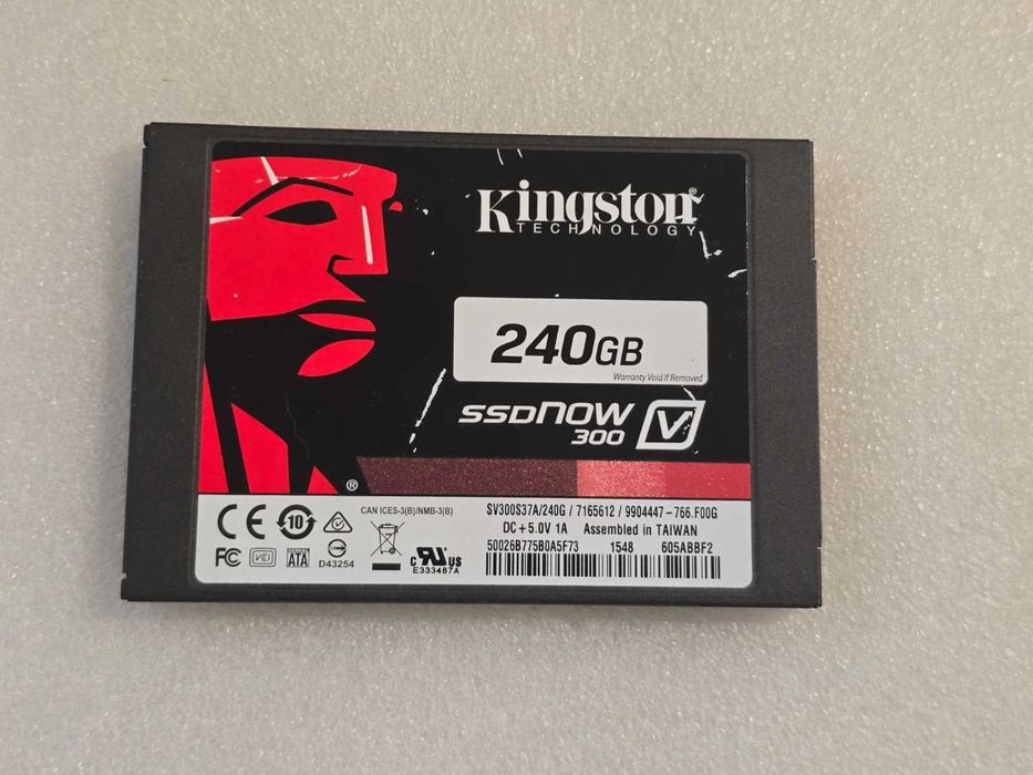 Solid-State Drive (SSD) Kingston 240GB SATA 3 model SV300S37A