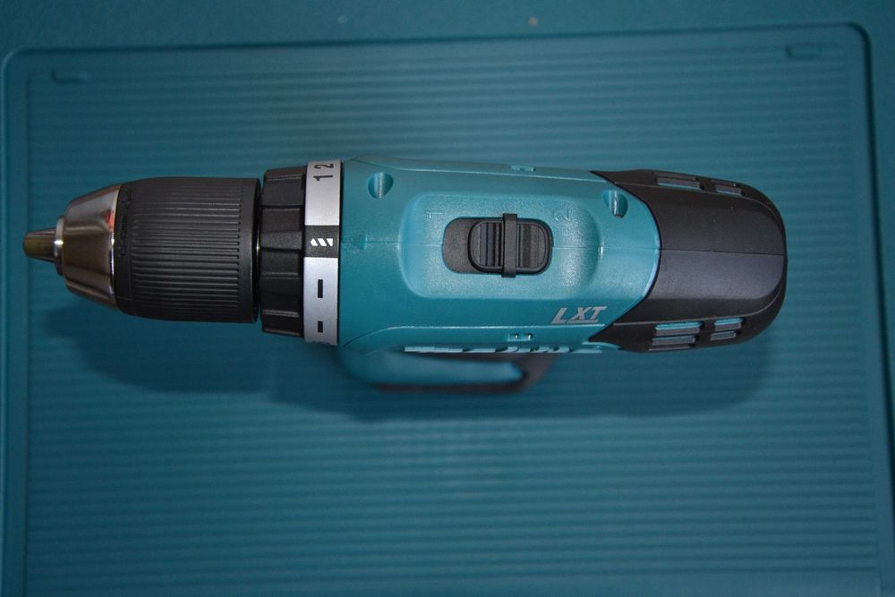 Нов,оригинален,акумулаторен винтоверт Makita DDF453 18V