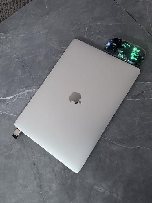 Macbook air m1 СРОЧНО ЖИГИ