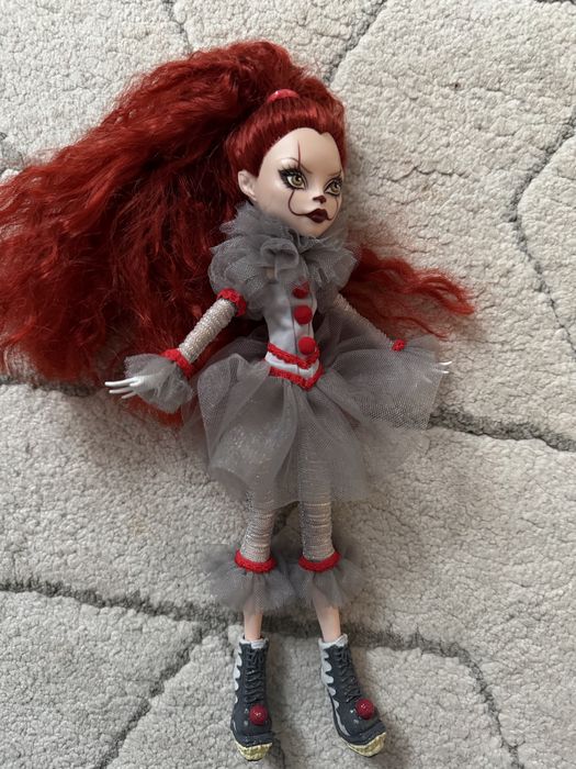 Monster High Skullector It Pennywise