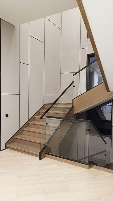 Изготовление современных лестниц в Алматы