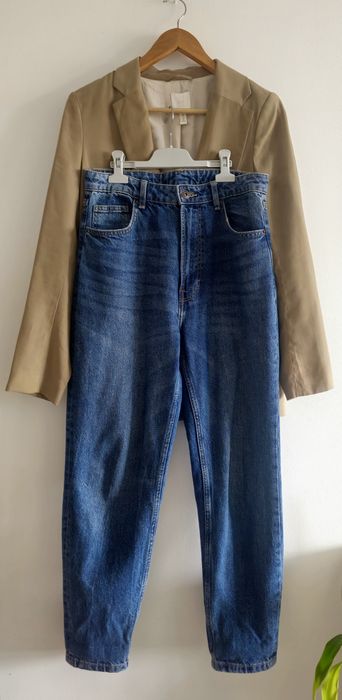 Разпродажба на СТРАХОТНО дамско дънки Bershka/Levi's - нова колекция