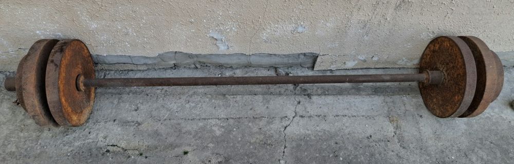 Тренажёр, штанга,гантели