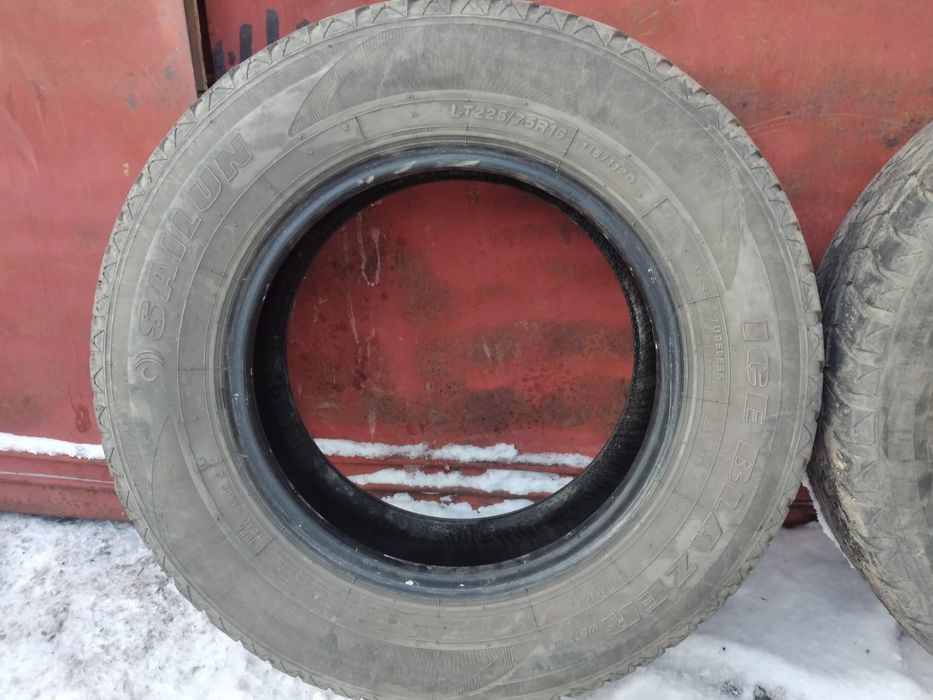 Продаются зимние шины 225/75/R16