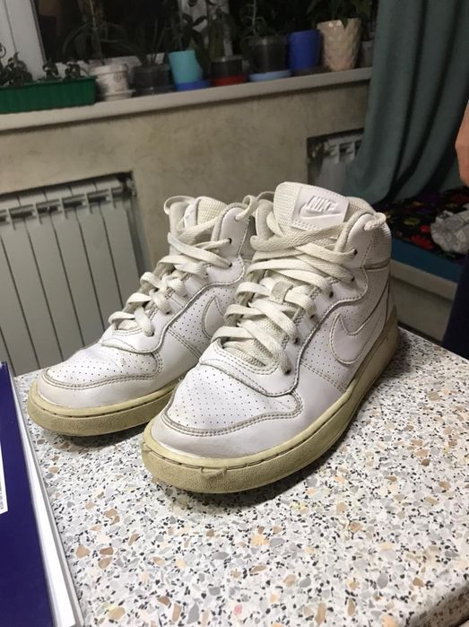 Продам Nike кросовки