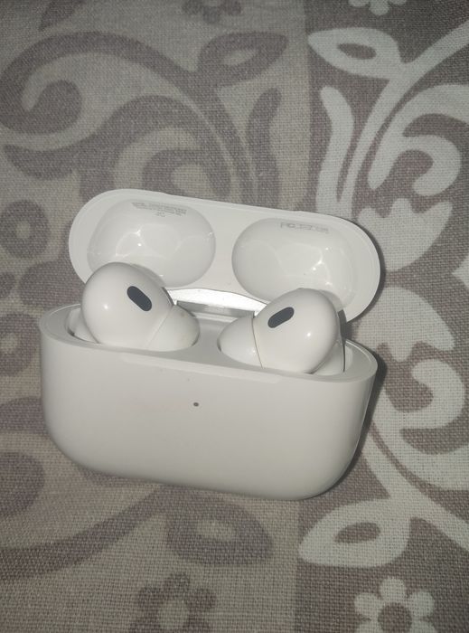 AirPods Pro 3 наушники