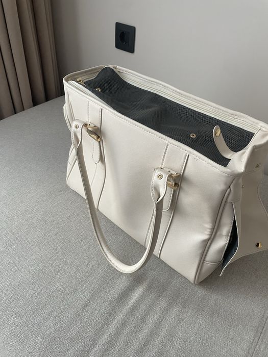 Теанспортна чанта за куче или котка