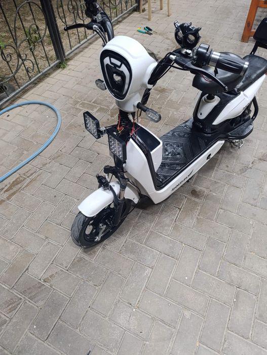 Электронный скутер