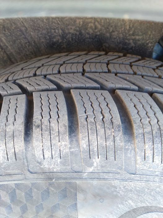 Continental TS 870 P Зимни гуми Континентал 17 цола 215/65