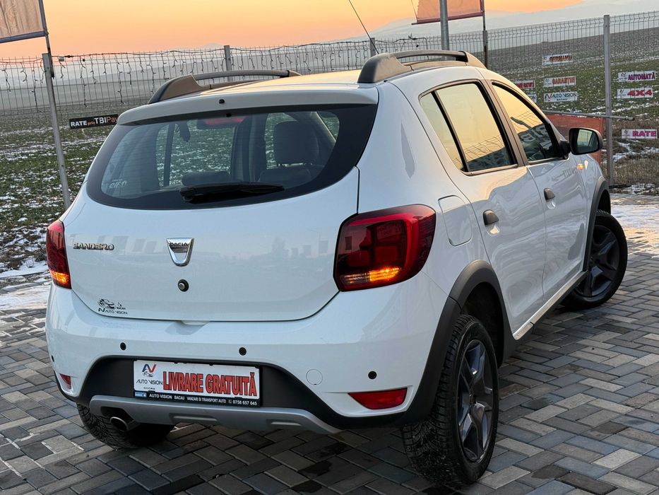 *RATE* Dacia Sandero Stepway 0.9 Benzina 90Cp 11/2017 E6 NAV Germania!