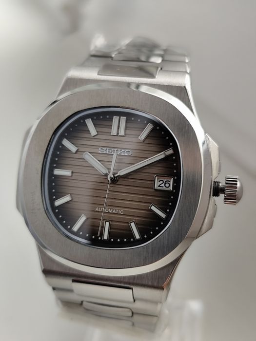 vand Seiko Nautilus Daily Watch