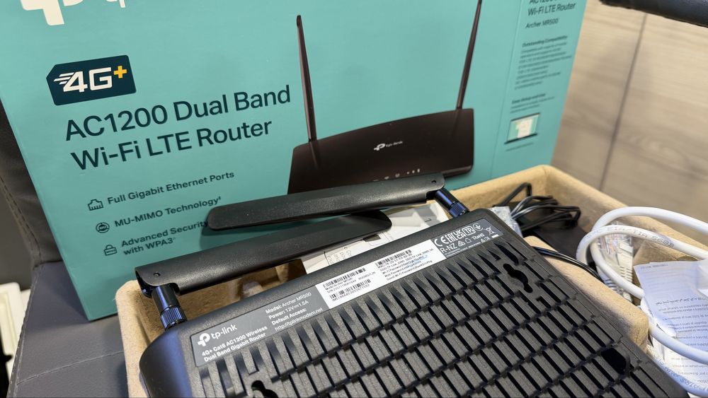 Router TP-Link MR500 AC1200