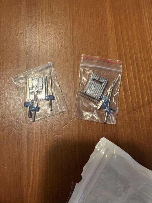 Masina de cusut SINGER® SM024