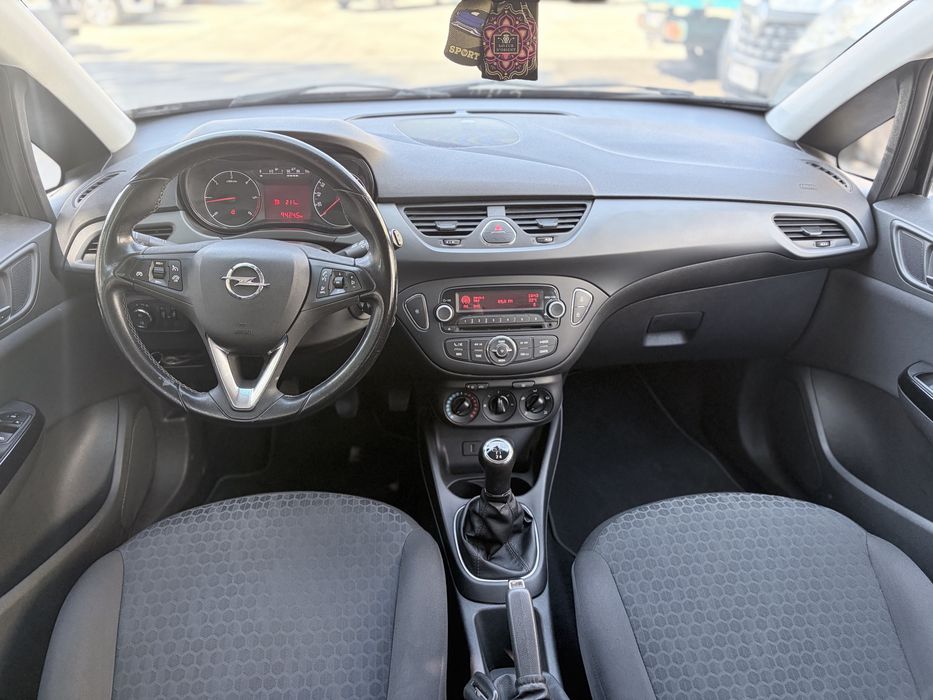 Opel corsa 2017 - 94000 1.3 diesel
