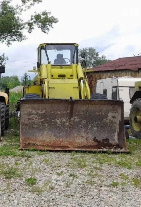 STALOWA WOLA L34 - INCARCATOR FRONTAL (buldozer pe pneuri)
