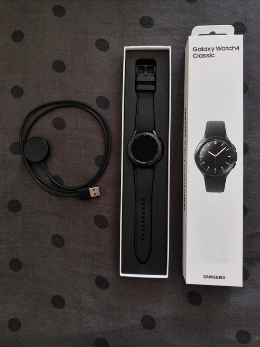 Vând Galaxy Smart watch 4 clasic