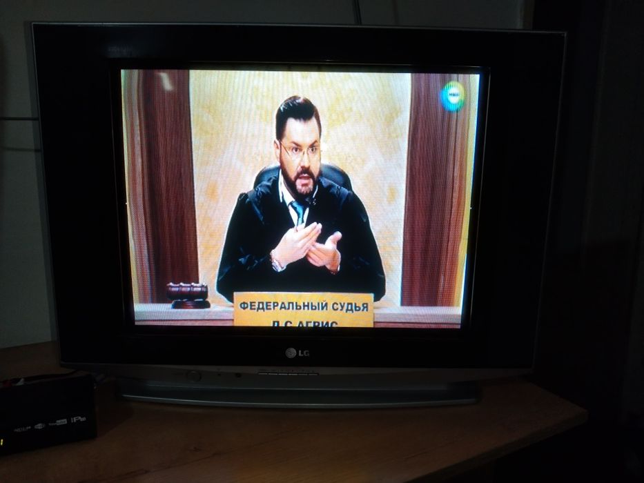 Продам телевизор LG