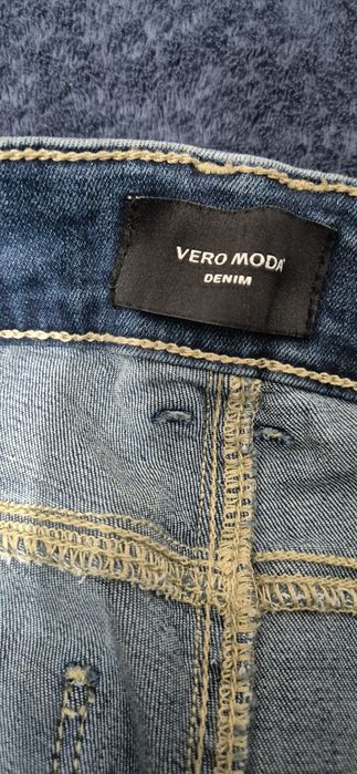 Blugi Vero Moda S