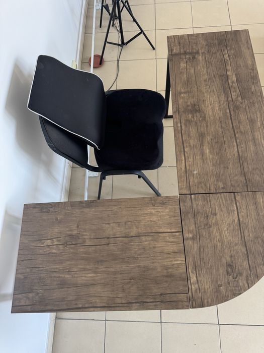 Birou  coltar , in forma L, pentru casa sau job,