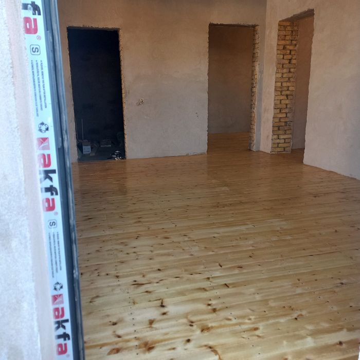 Хива дуконга якин жойда 1 каватли 350 кв ховли сотилади