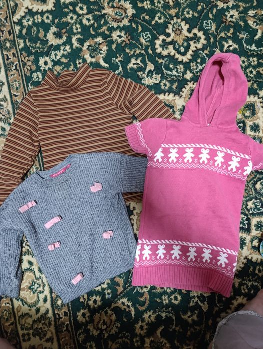 Отдам пакет вещей на девочку. 4-5 лет