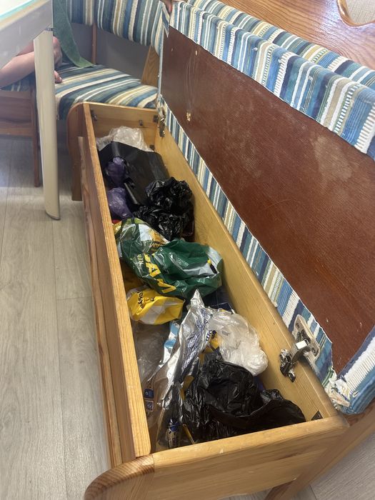 Продам углавой диван куханный