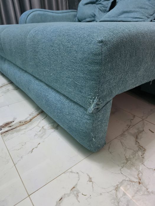 Диван от мебелен магазин Явор