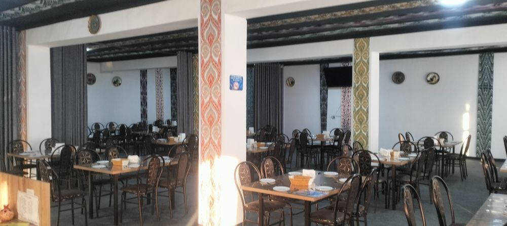 Uch pahlavon kafe restoran