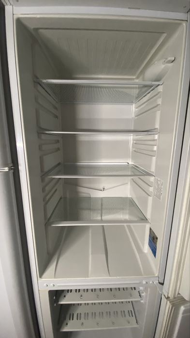 Холодильник Indesit (Индезит)