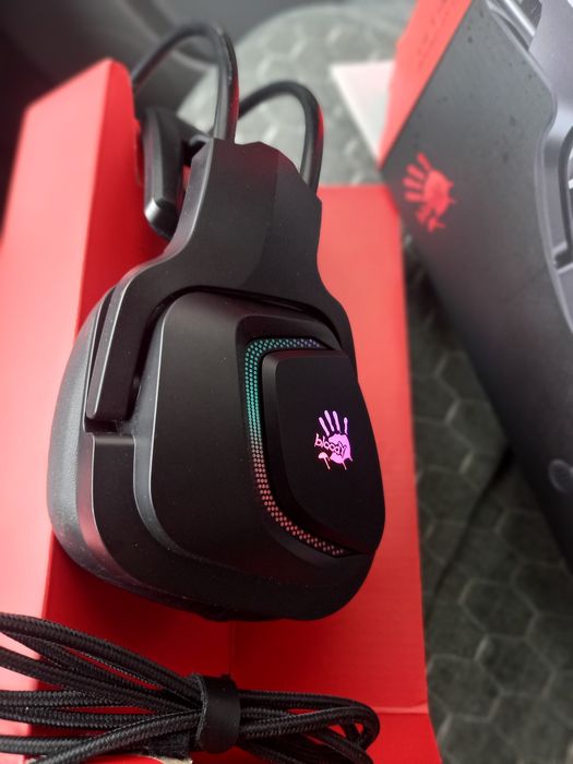 Наушник новый не использовалсЯ