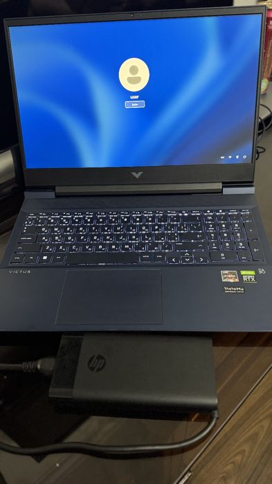 HP Victus AMD ryzen 5 5600H 16/512