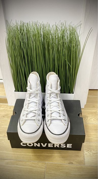 Кецове”Converse”-36,5