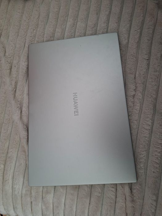 Продам Ноутбук Huawei d14 Cor I5