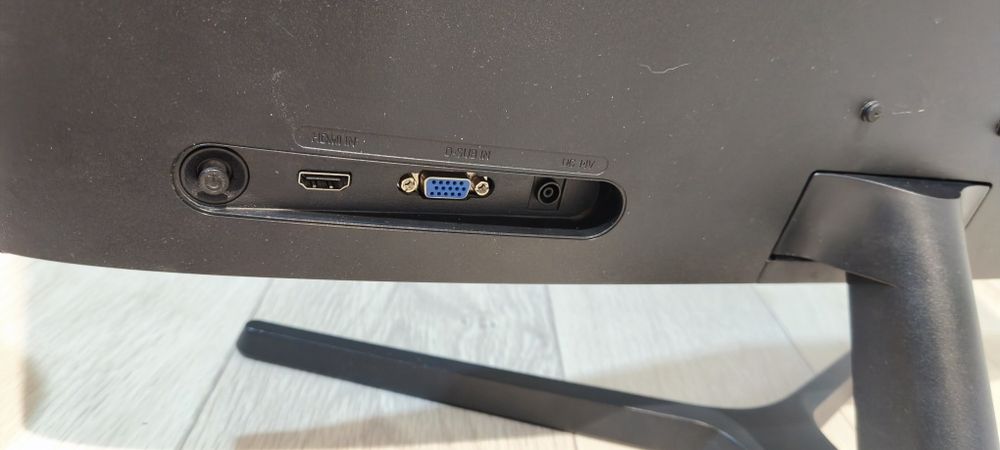 Монитор Samsung 27"