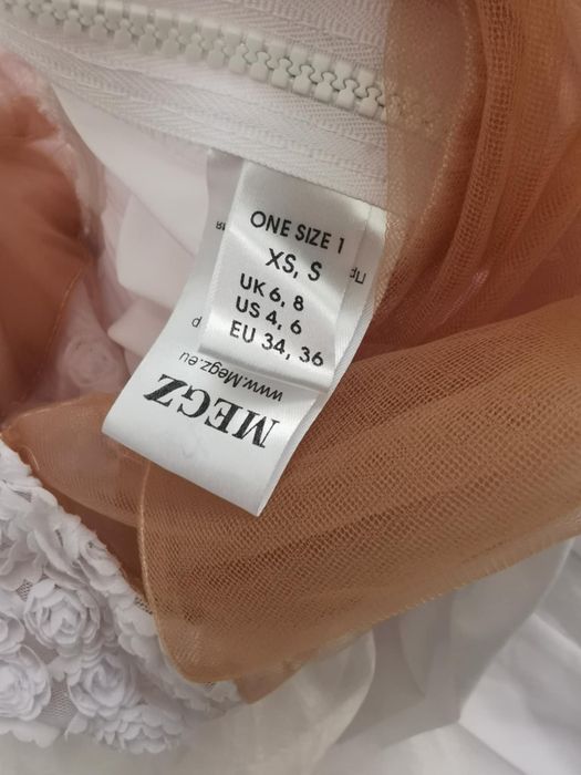 Рокля на Мегз нова