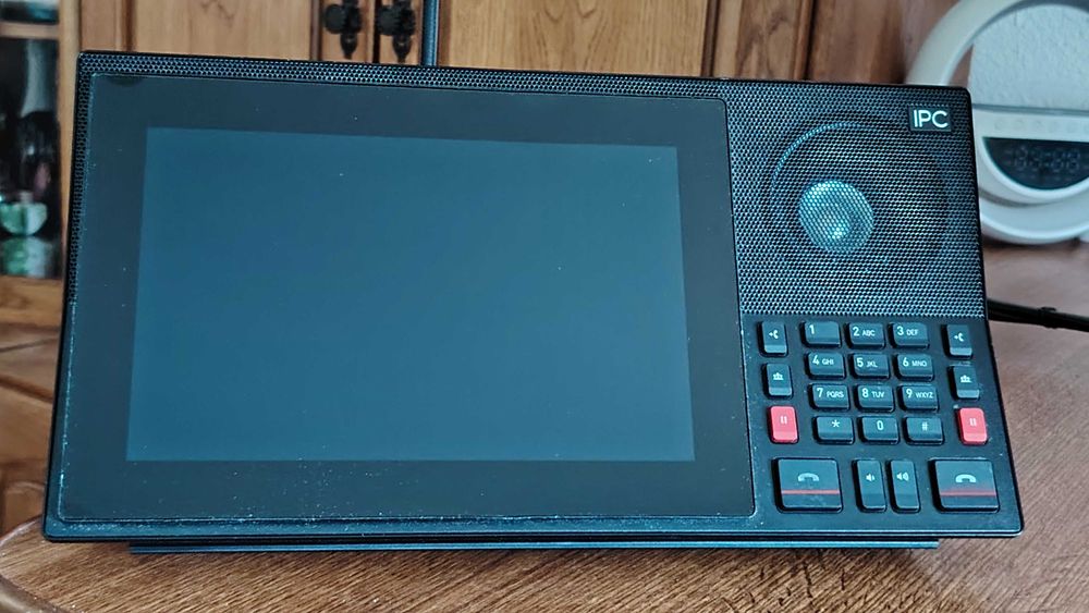 IPC IQMAX Touch Trader Platform Unigy dealer phone turret