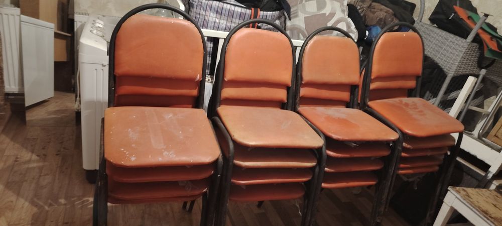 Продам Стулья по 2000