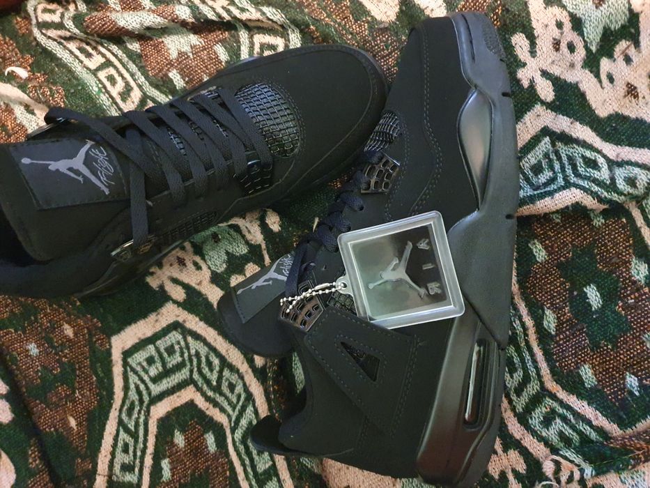 Jordan 4 black cat 44