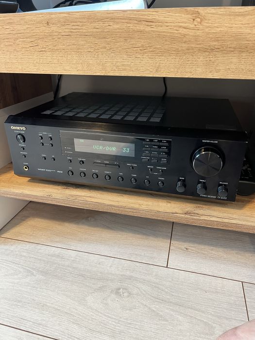 Усилвател ONKYO TX 8555