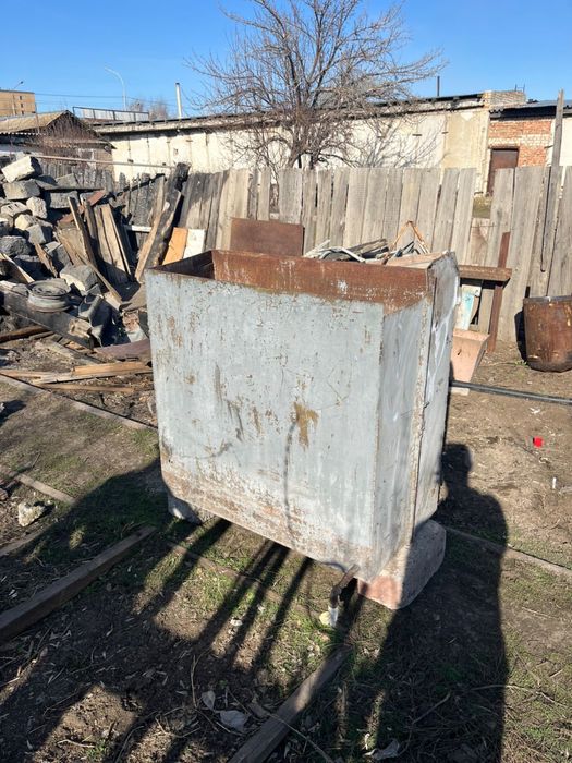 Продам железный бак