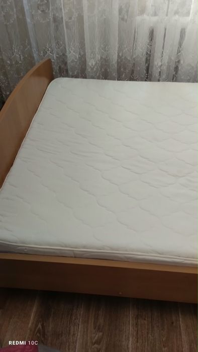 Продам кровать тахту двухспальнюю