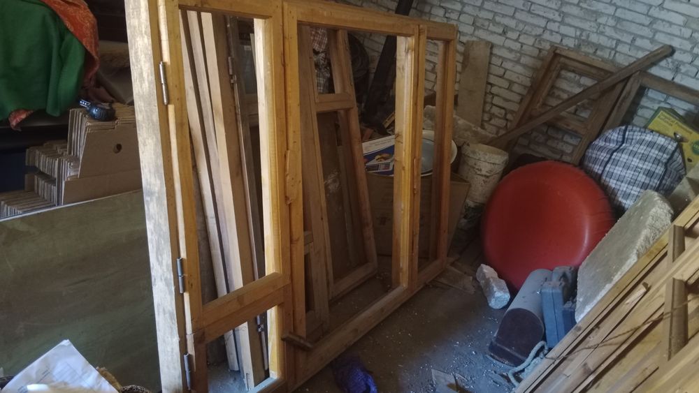 Продам оконные деревянные рамы новые